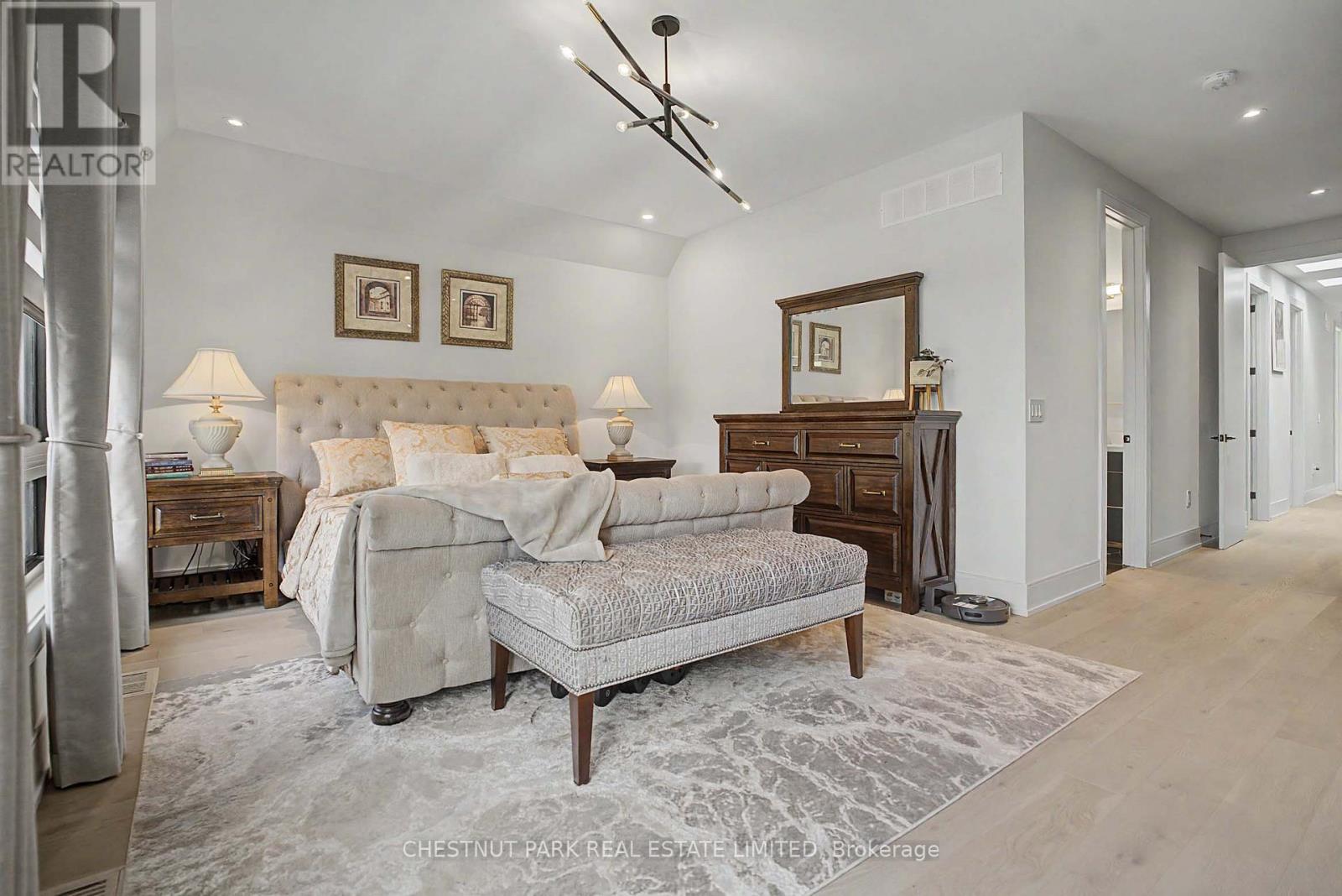 150 Sheldon Avenue, Toronto, Ontario  M8W 4L6 - Photo 25 - W13794984