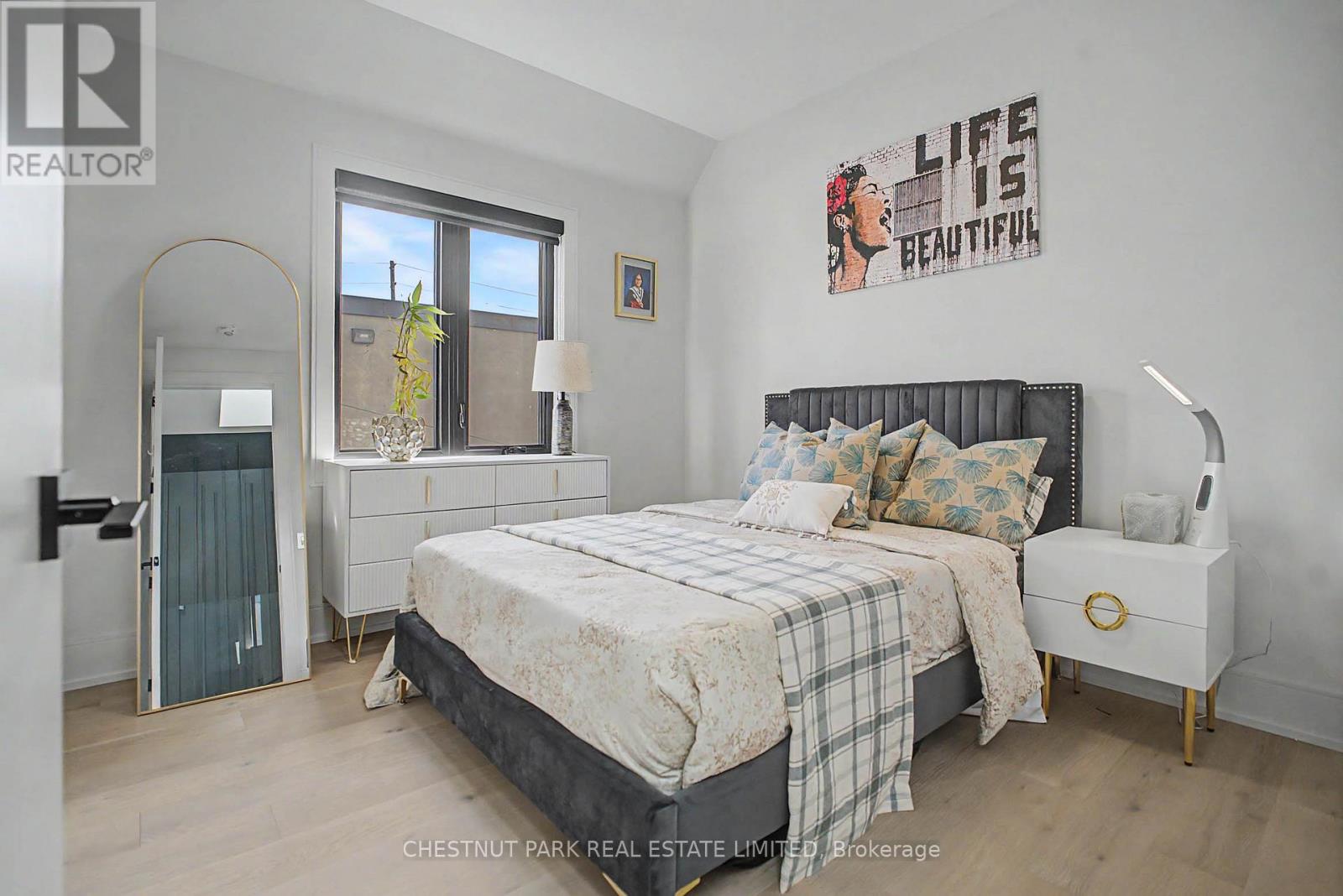 150 Sheldon Avenue, Toronto, Ontario  M8W 4L6 - Photo 38 - W13794984