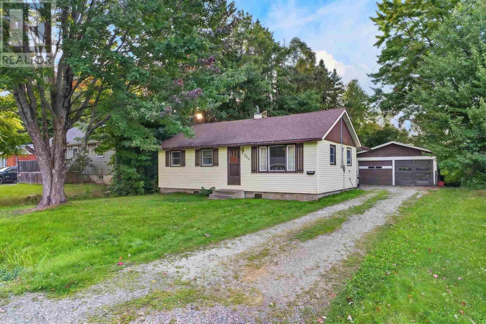 104 Eastern AVE, Sault Ste. Marie, Ontario