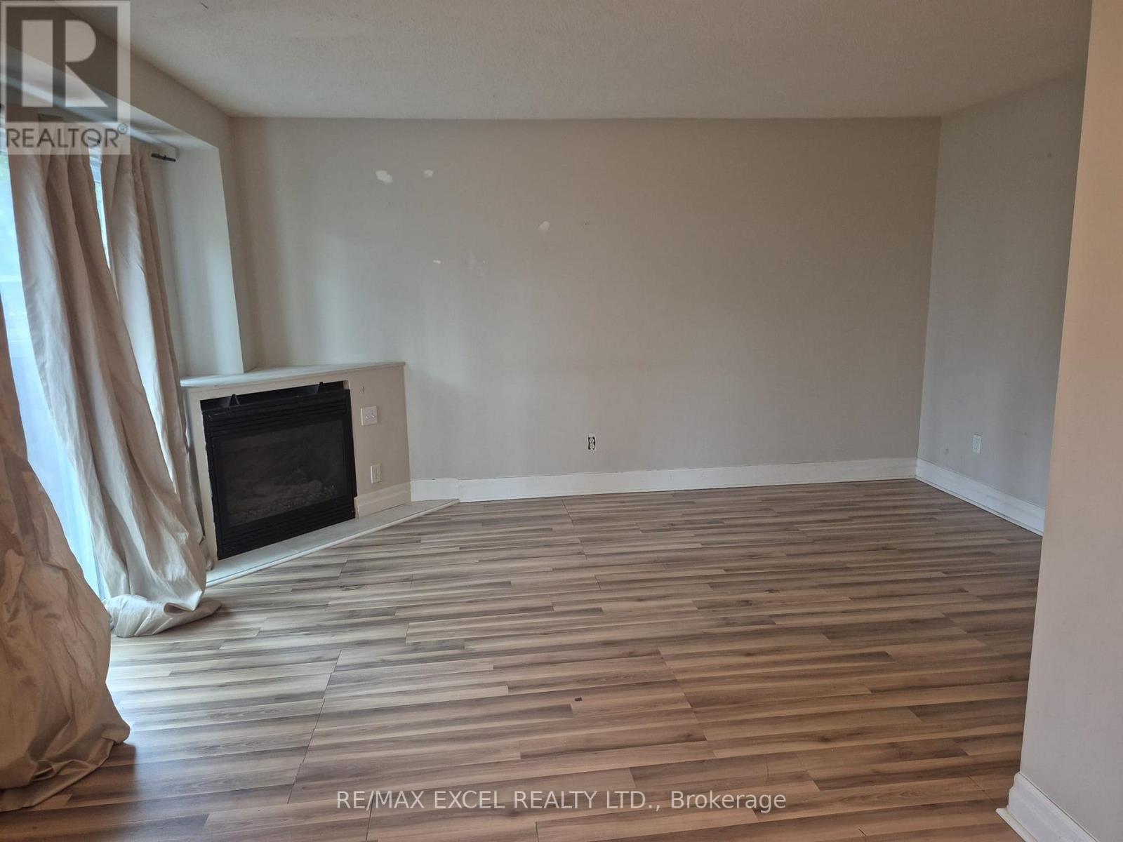 111 BRADSTONE SQUARE, Caledon, Ontario