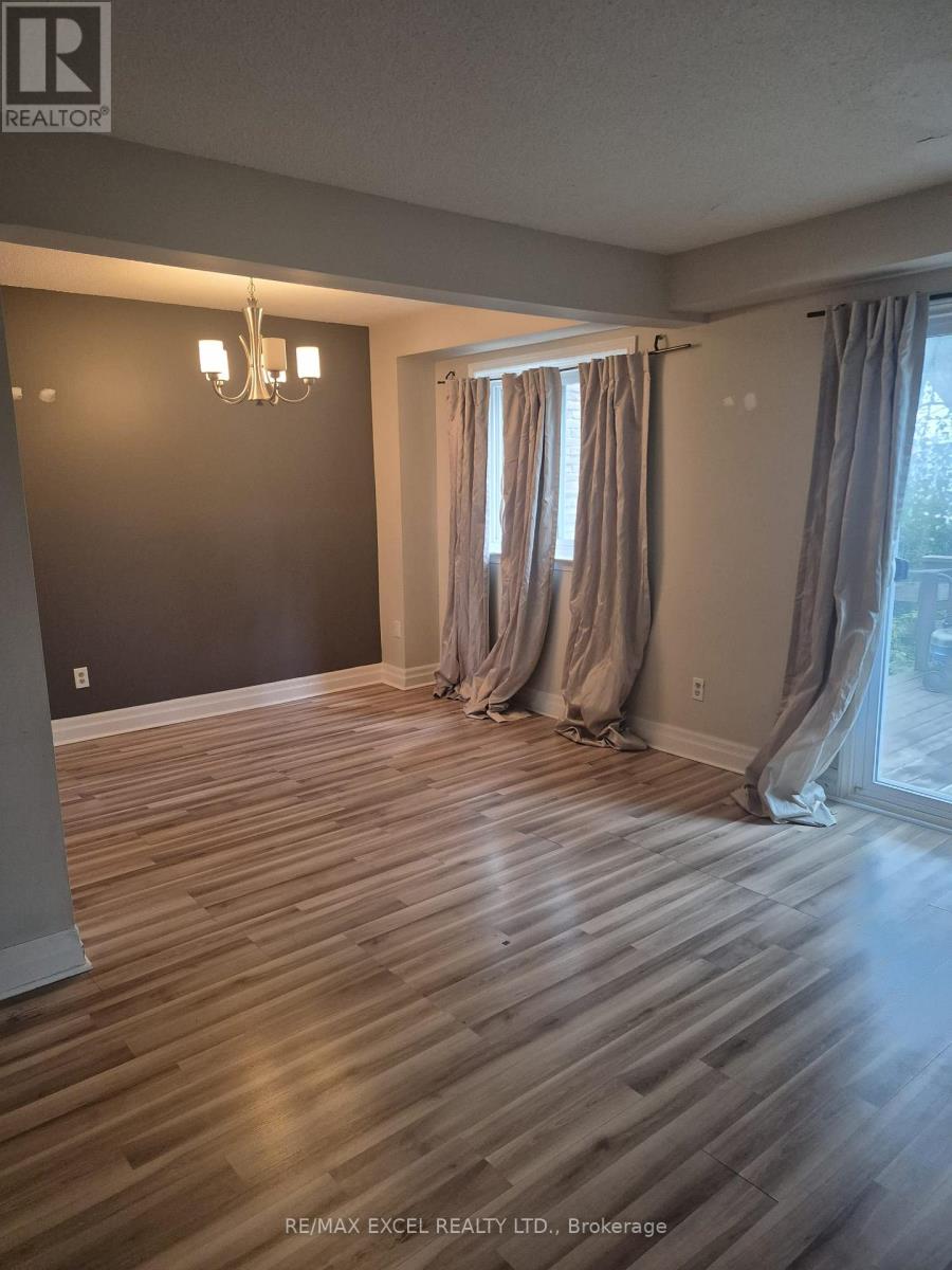 111 Bradstone Square, Caledon, Ontario  M1B 1W1 - Photo 24 - E13807622