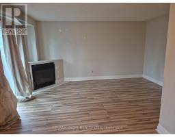 111 BRADSTONE SQUARE, Toronto, Ontario