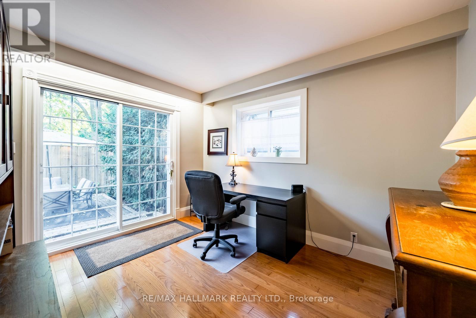 55 Larwood Boulevard, Toronto, Ontario  M1M 2M6 - Photo 24 - E13789430