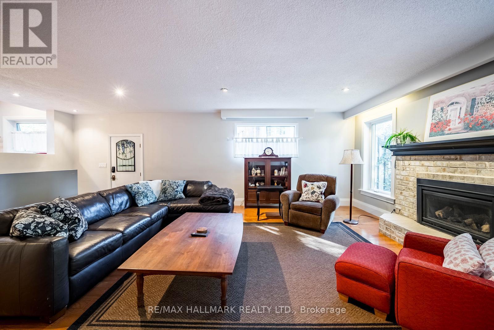 55 Larwood Boulevard, Toronto, Ontario  M1M 2M6 - Photo 21 - E13789430