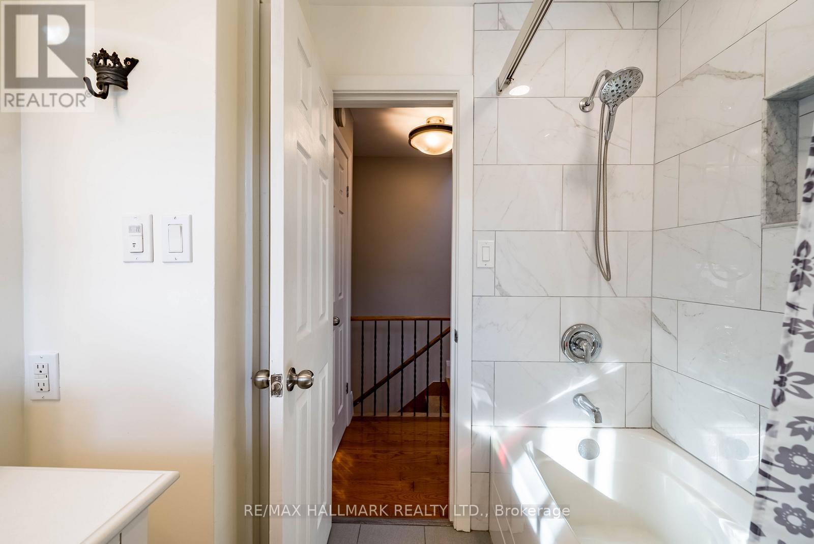 55 Larwood Boulevard, Toronto, Ontario  M1M 2M6 - Photo 36 - E13789430