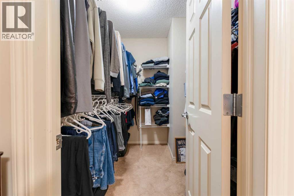 595 Everbrook Way SW, Calgary, Alberta  T2Y 0E7 - Photo 21 - A2345581
