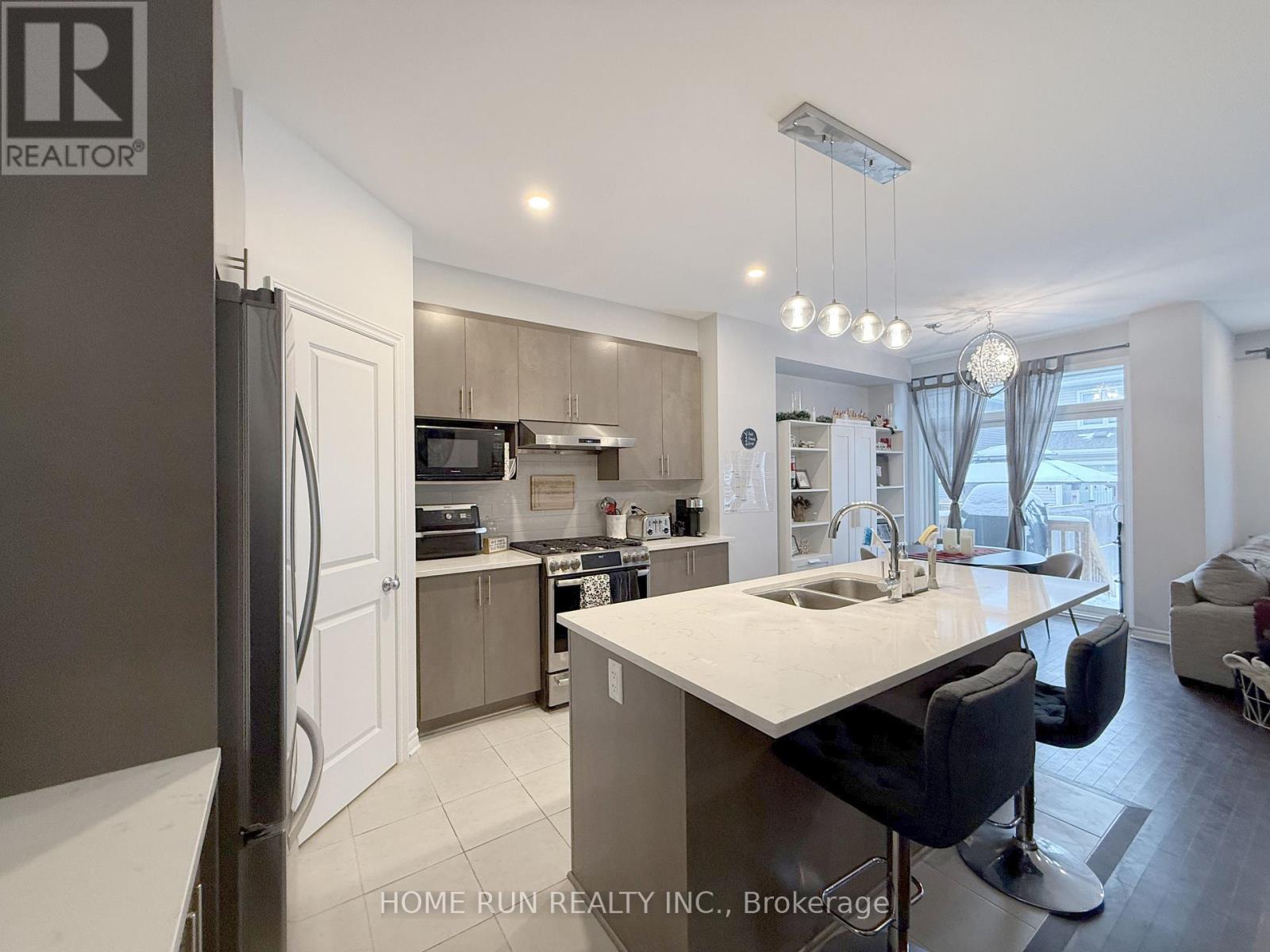 555 Jackdaw Avenue, Ottawa, Ontario  K2J 6M8 - Photo 3 - X13807638