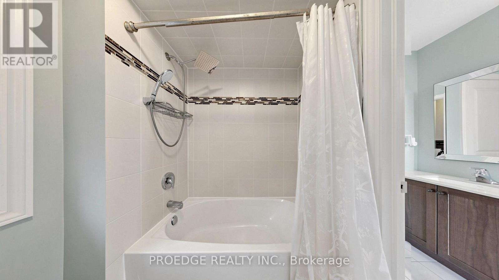 91 David Willson Trail, East Gwillimbury, Ontario  L9N 0P7 - Photo 39 - N13807634
