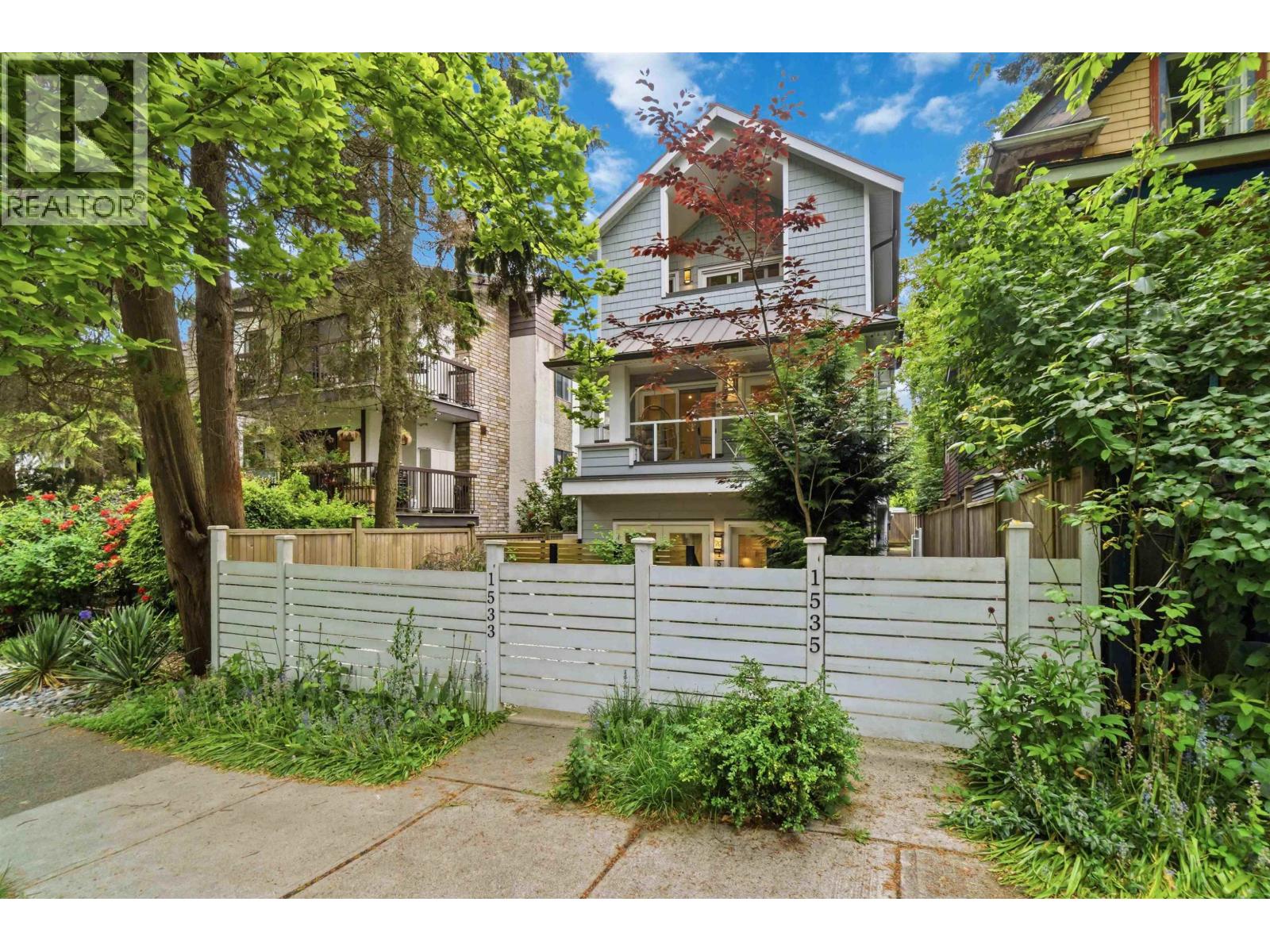 1533 E 5th Avenue, Vancouver, British Columbia  V5N 1L6 - Photo 2 - R3125303