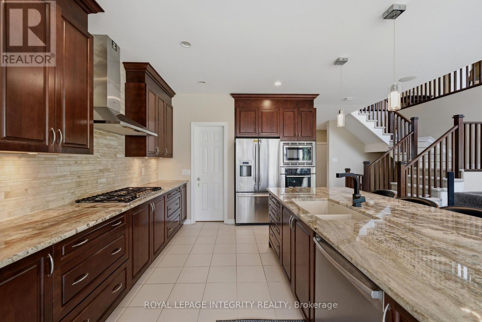 277 Huntsville Drive, Ottawa, Ontario  K2T 0H1 - Photo 15 - X13807648