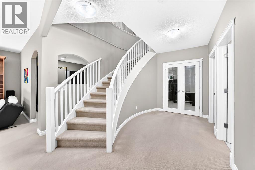 15 Discovery Woods Villas SW, Calgary, Alberta  T3H 5A6 - Photo 31 - A2340569