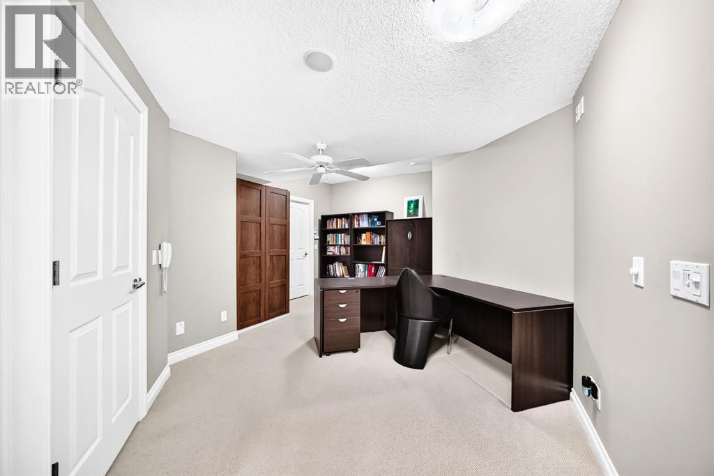 15 Discovery Woods Villas SW, Calgary, Alberta  T3H 5A6 - Photo 35 - A2340569