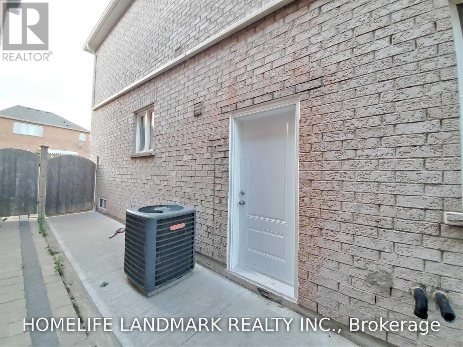 Bsmt - 61 Albert Roffey Crescent, Markham, Ontario  L6B 0H2 - Photo 3 - N13807642
