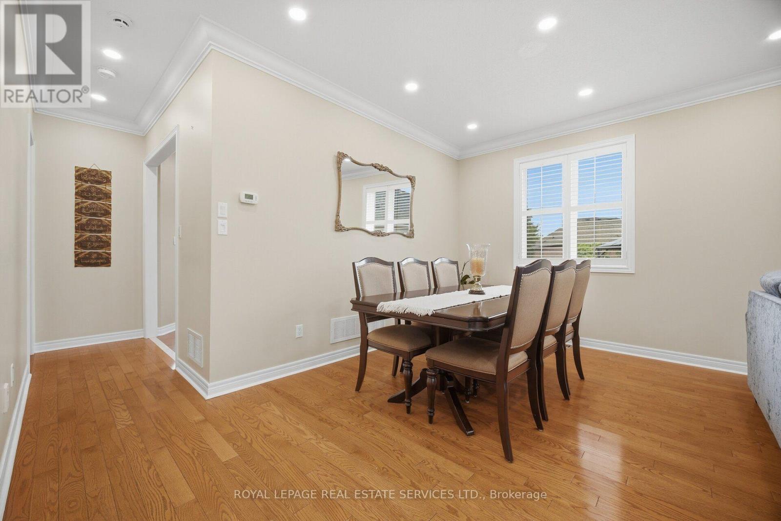 3057 Portree Crescent, Oakville, Ontario  L6M 5C4 - Photo 10 - W13807644