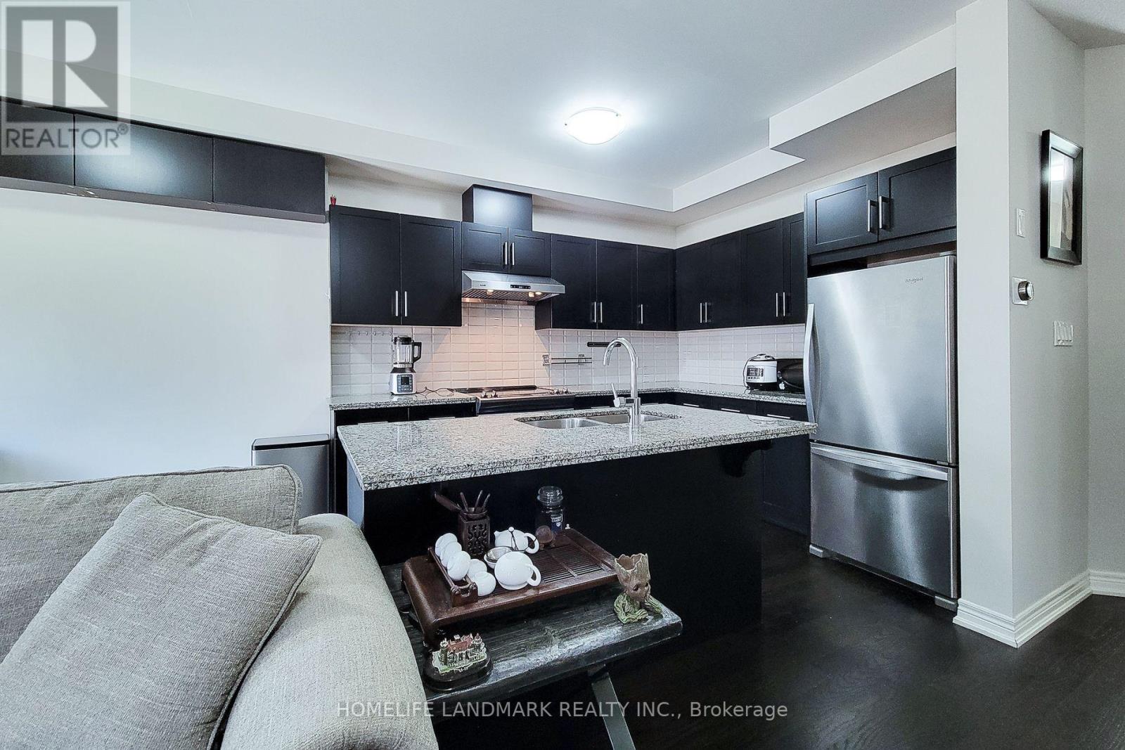 52 Sonoma Valley Crescent, Hamilton, Ontario  L9B 0J3 - Photo 12 - X13807656
