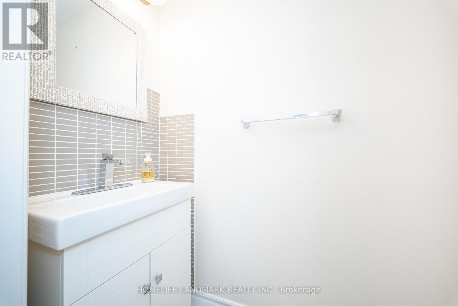 33 Titan Drive, Hamilton, Ontario  L8E 5Z9 - Photo 17 - X13807660