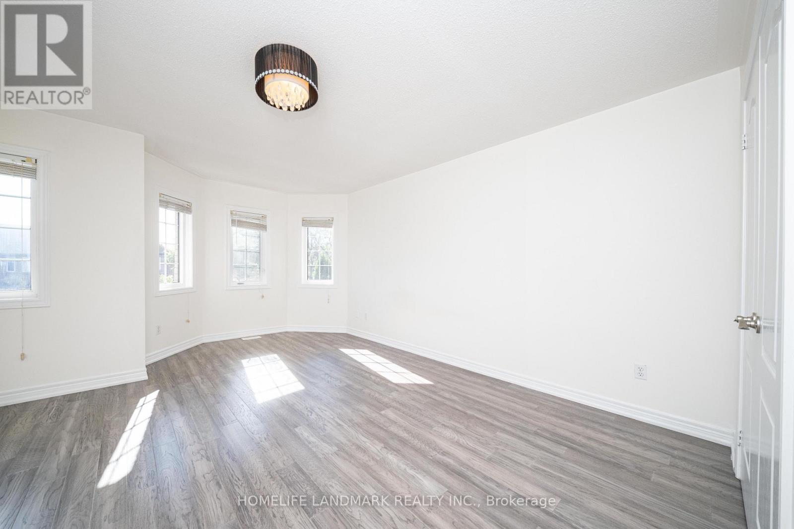 33 Titan Drive, Hamilton, Ontario  L8E 5Z9 - Photo 23 - X13807660