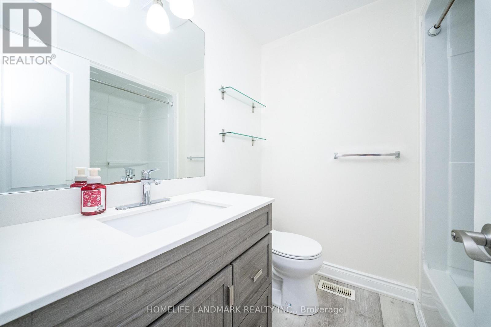 33 Titan Drive, Hamilton, Ontario  L8E 5Z9 - Photo 34 - X13807660
