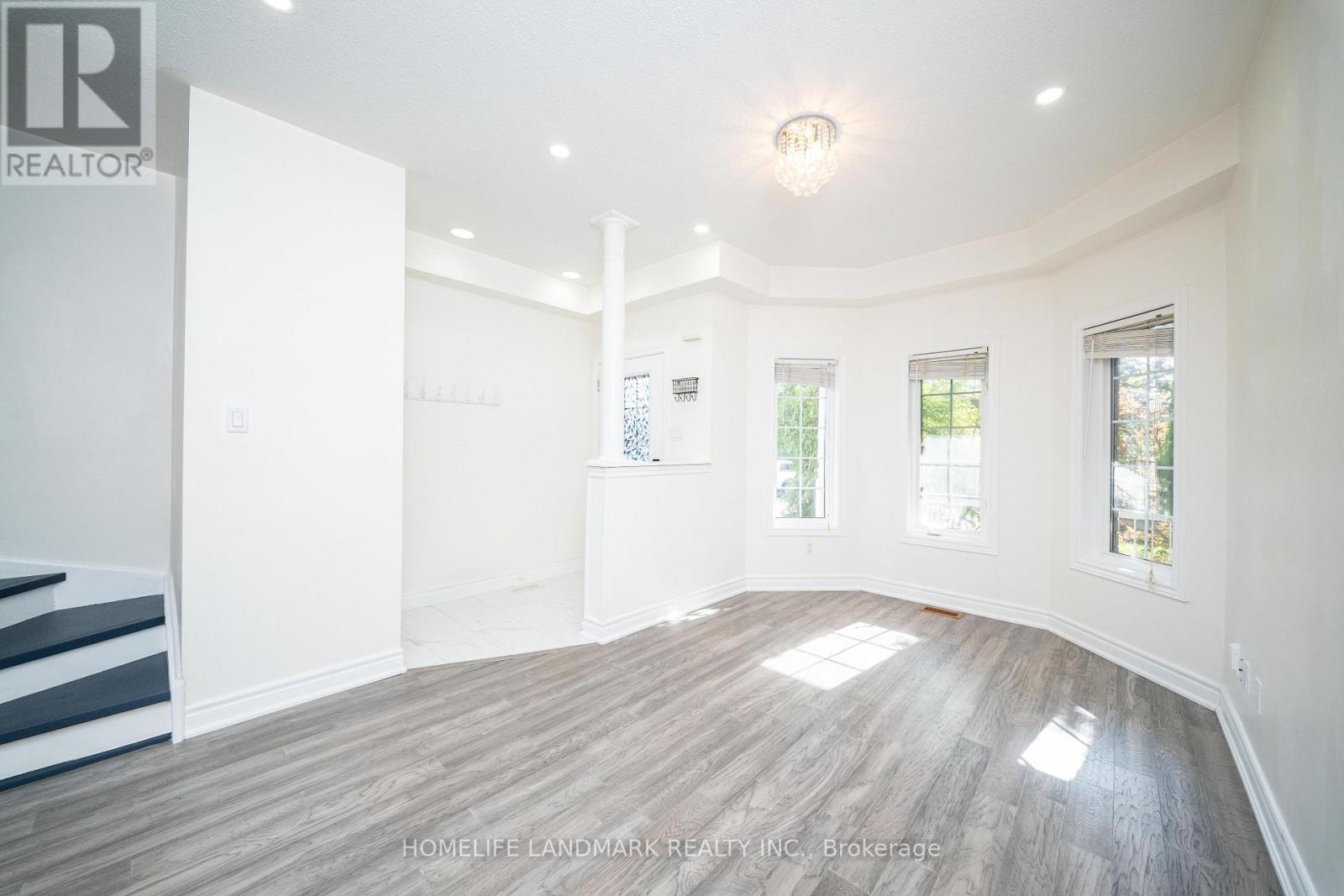 33 Titan Drive, Hamilton, Ontario  L8E 5Z9 - Photo 7 - X13807660