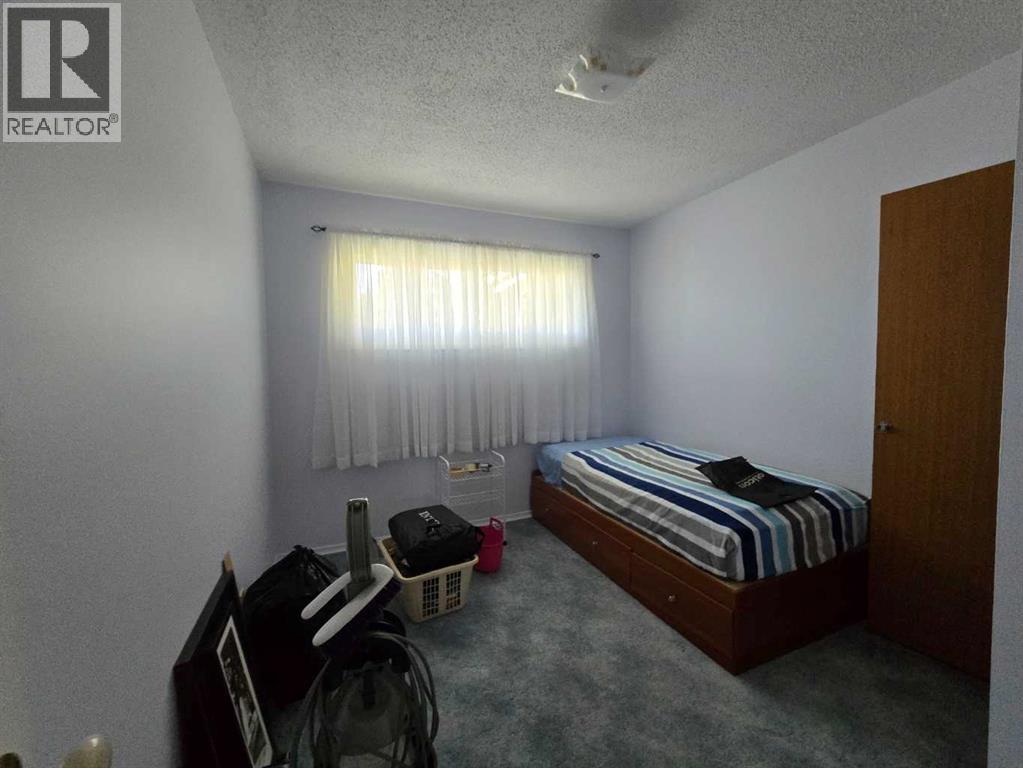 4215 7 Avenue photo 13