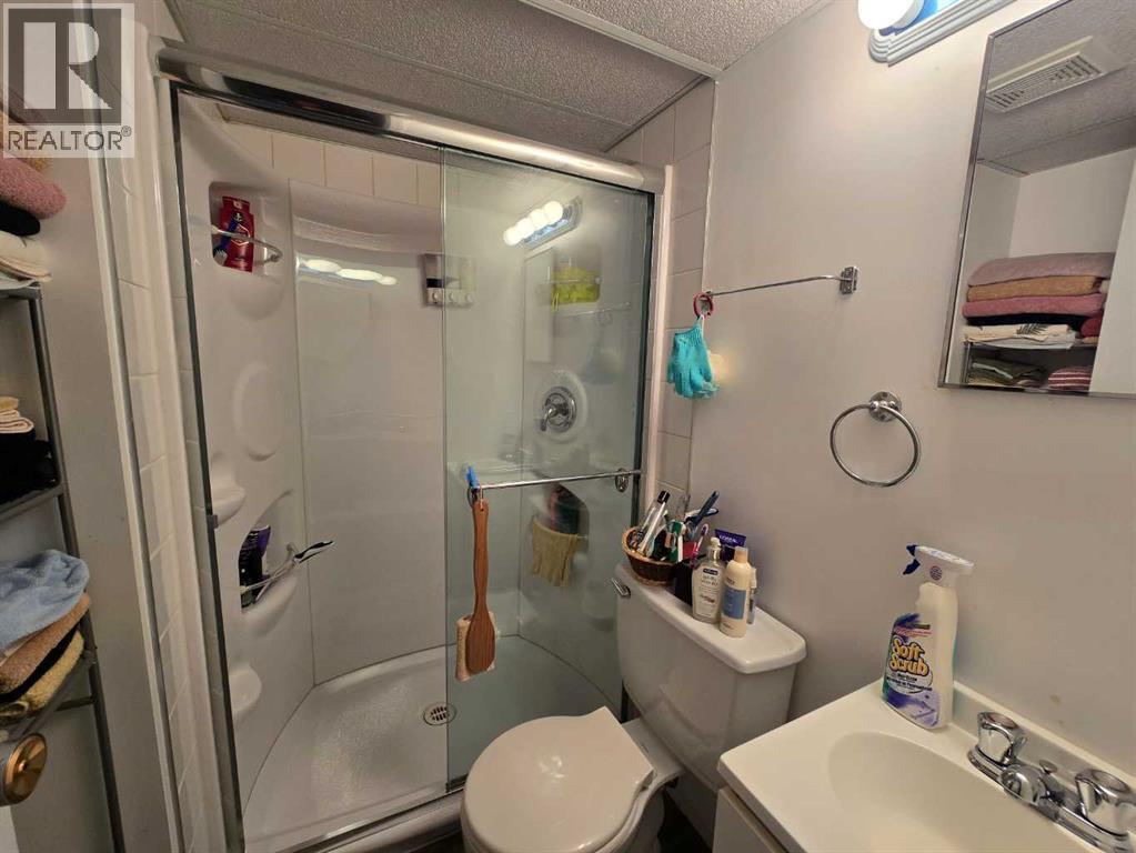 4215 7 Avenue photo 14