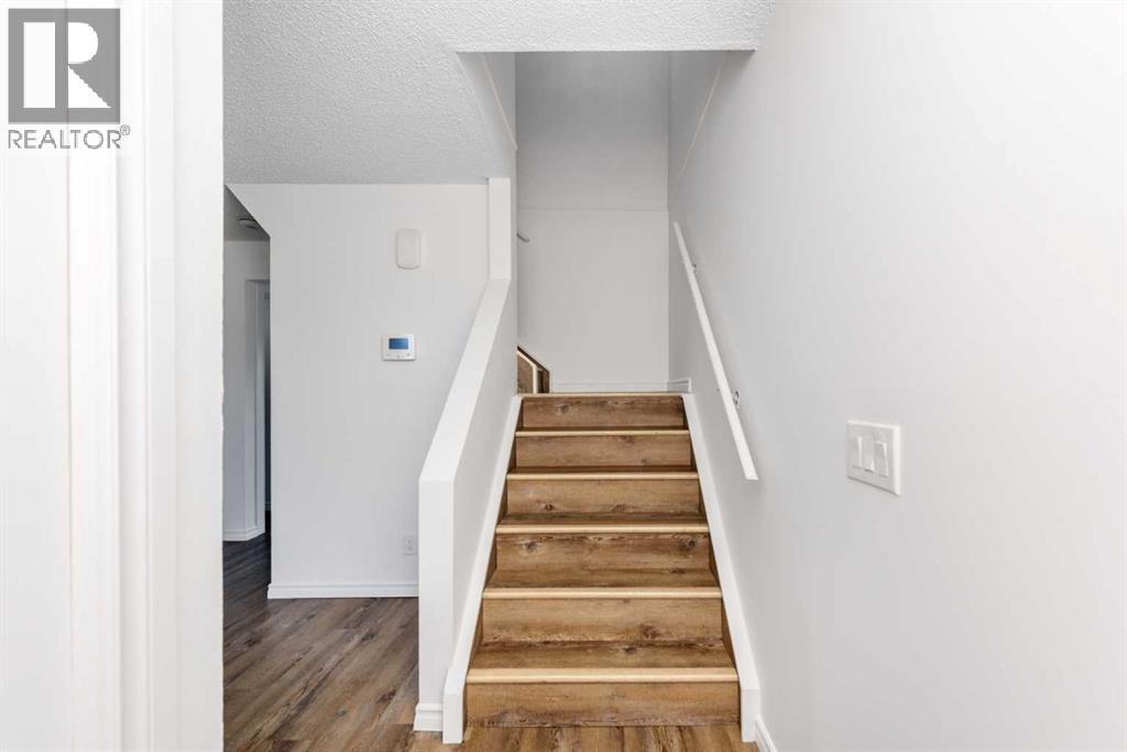 120 Whitefield Drive Ne, Calgary, Alberta  T1Y 5X2 - Photo 12 - A2346637