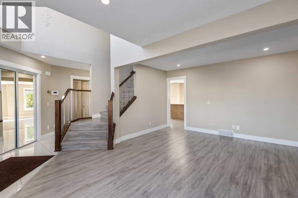 23 Anaheim Circle Ne, Calgary, Alberta  T1Y 7E2 - Photo 9 - A2346469