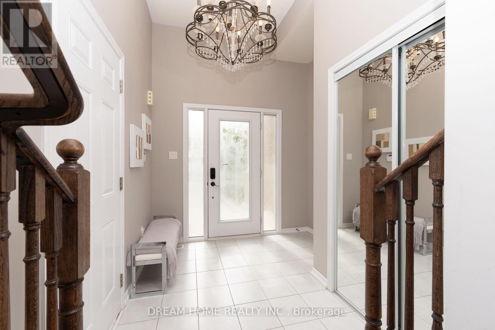 24 Spofford Drive, Whitchurch-Stouffville (Stouffville), Ontario  L4A 4R1 - Photo 4 - N13805336