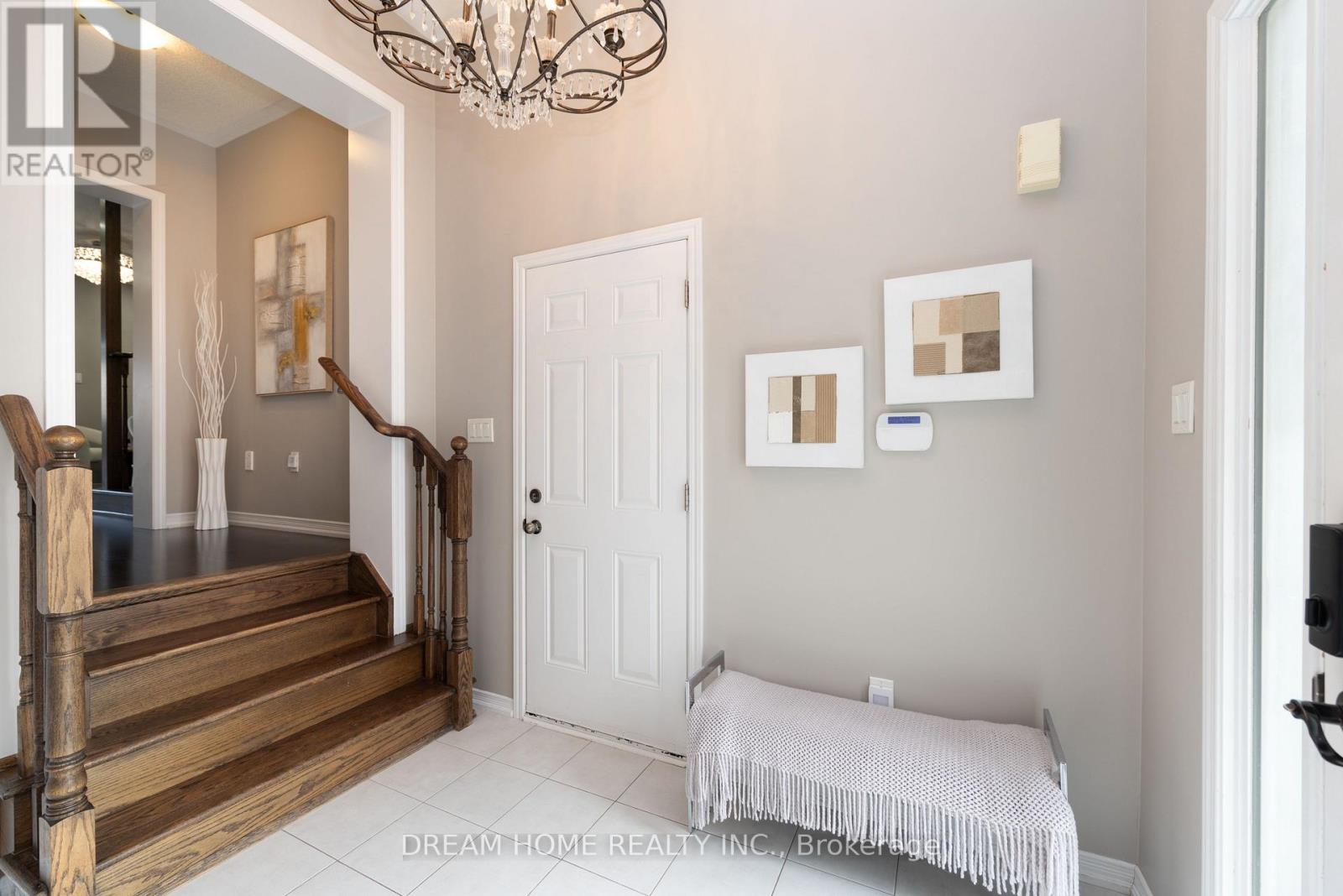 24 Spofford Drive, Whitchurch-Stouffville (Stouffville), Ontario  L4A 4R1 - Photo 5 - N13805336