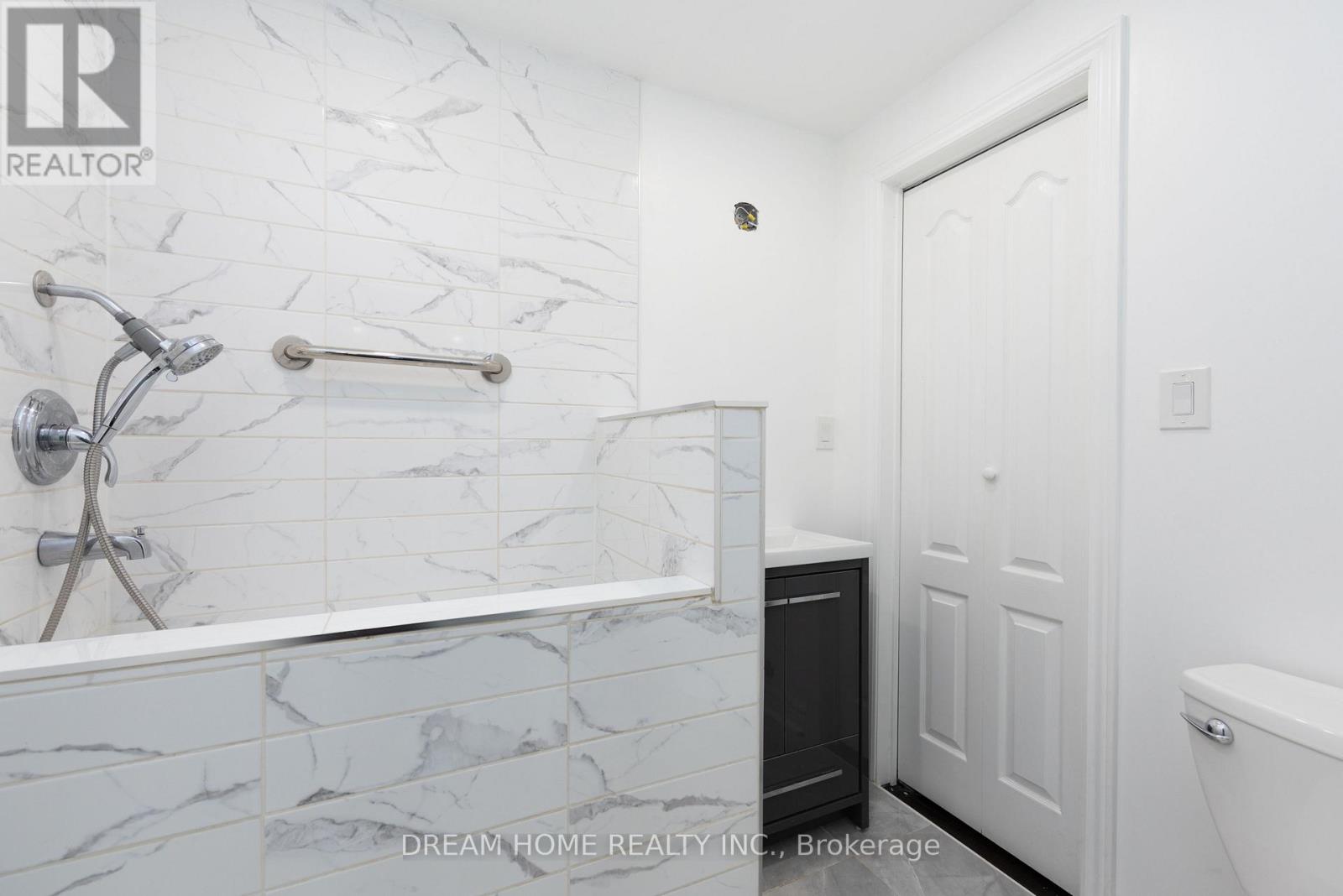24 Spofford Drive, Whitchurch-Stouffville (Stouffville), Ontario  L4A 4R1 - Photo 43 - N13805336