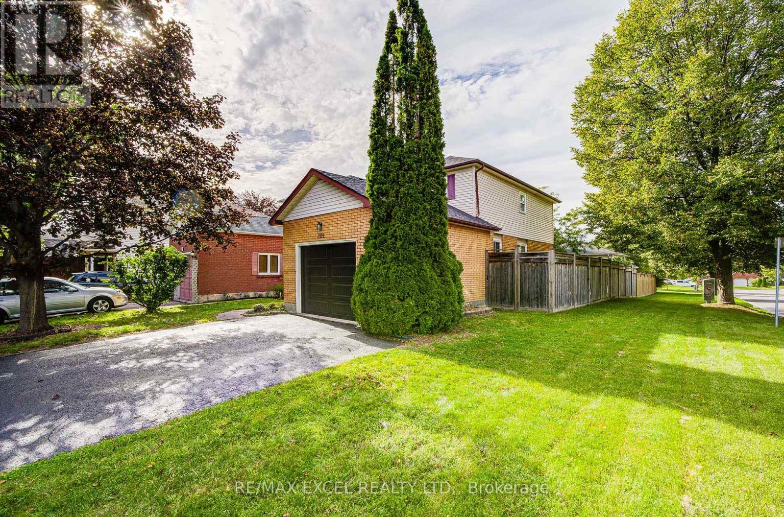 1171 Attersley Drive, Oshawa, Ontario  L1K 1X9 - Photo 3 - E13807692