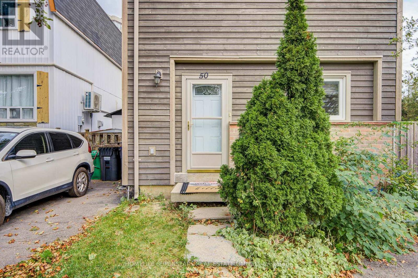 50 HOSKINS SQUARE, Brampton, Ontario