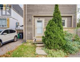 50 HOSKINS SQUARE, Brampton, Ontario