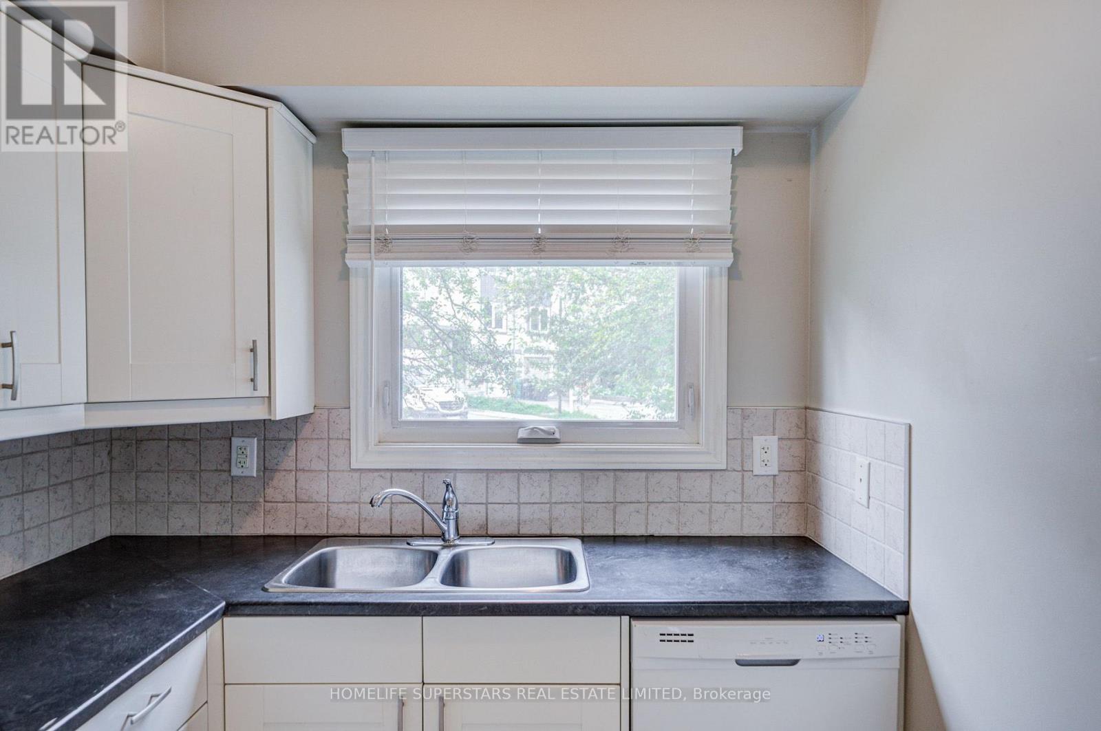 50 Hoskins Square, Brampton, Ontario  L6S 2N6 - Photo 16 - W13806832