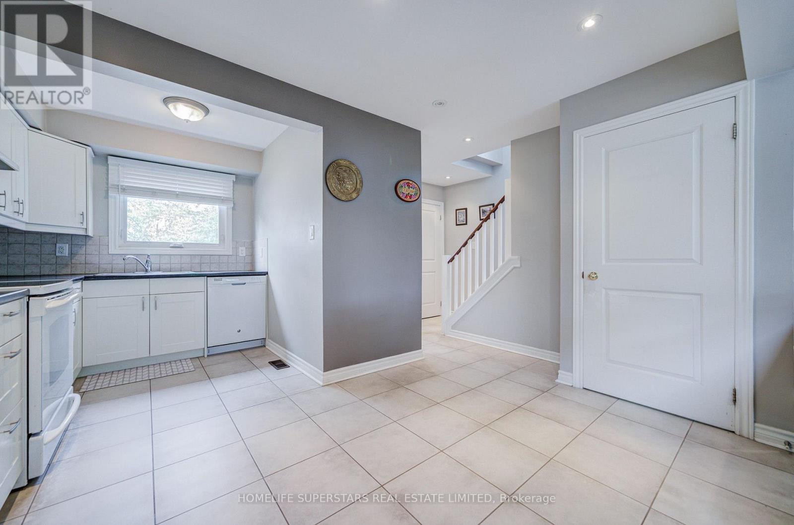 50 Hoskins Square, Brampton, Ontario  L6S 2N6 - Photo 12 - W13806832