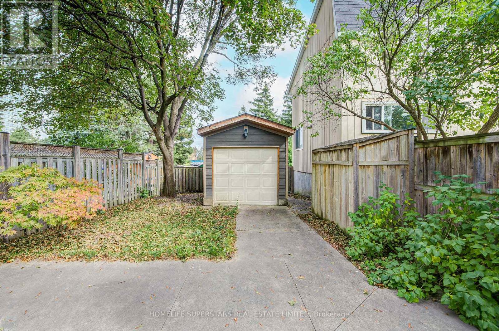 50 Hoskins Square, Brampton, Ontario  L6S 2N6 - Photo 4 - W13806832