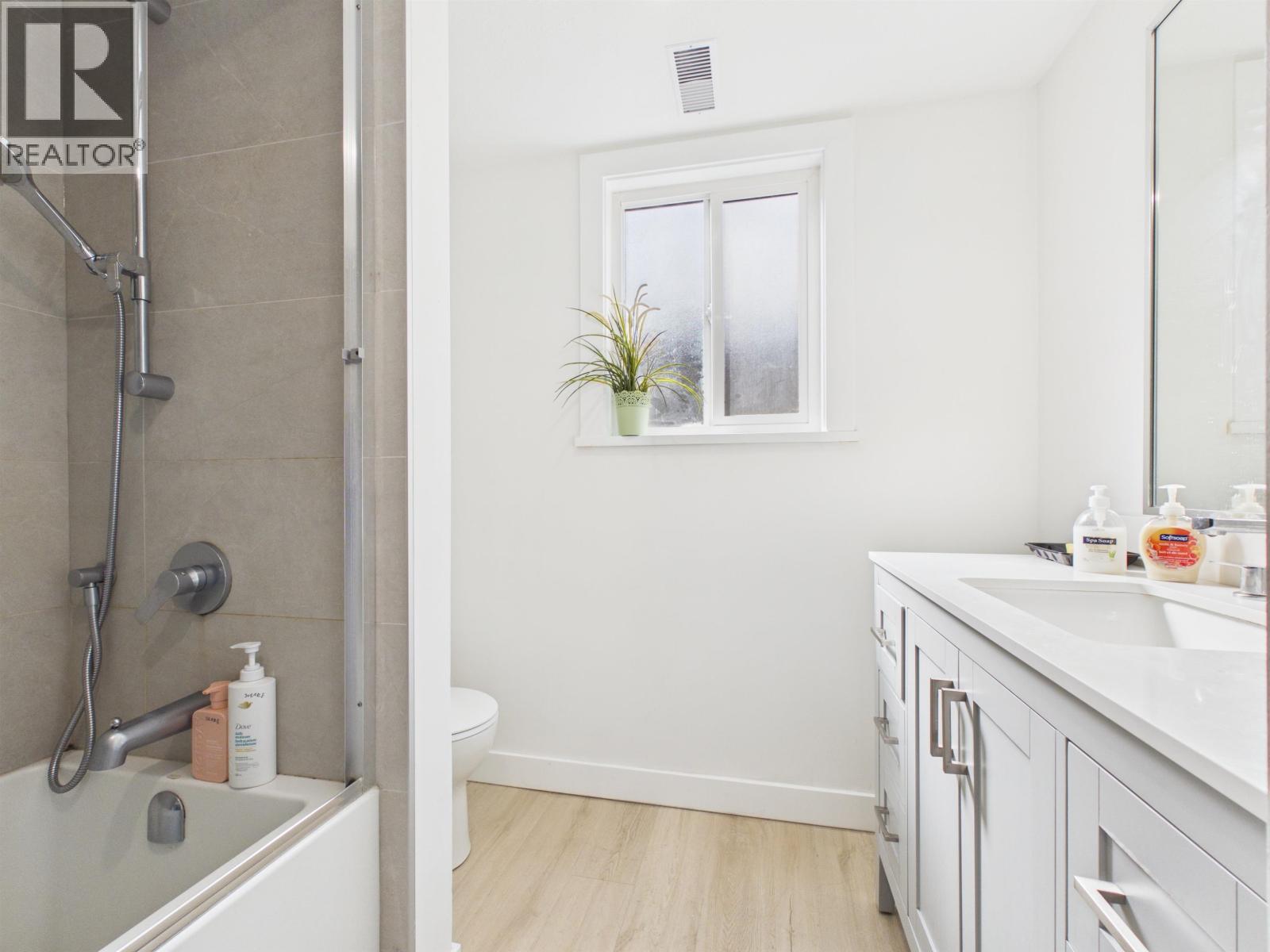 3326 Slocan Street, Vancouver, British Columbia  V5M 3E5 - Photo 16 - R3166617