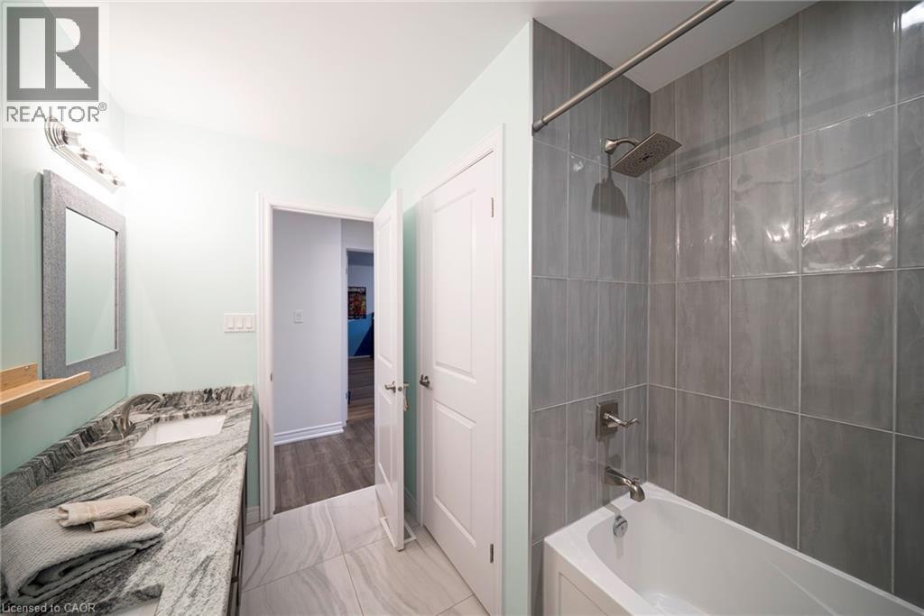 73 Eleanor Avenue, Hamilton, Ontario  L8W 1C8 - Photo 26 - 40843344