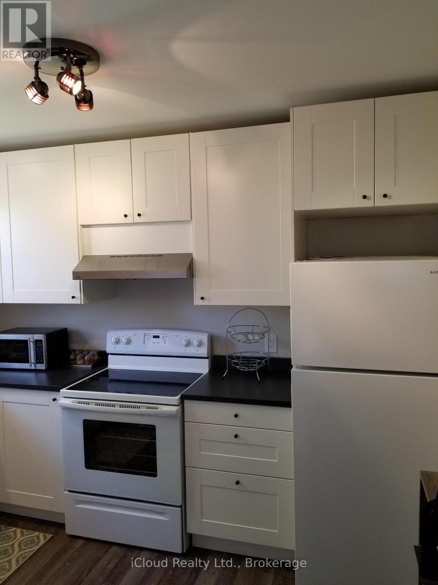 2c - 795 Lakeshore Road E, Mississauga (Lakeview), Ontario  L5E 1C8 - Photo 3 - W13807690