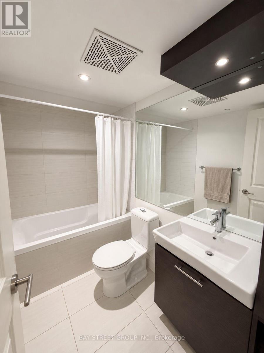 3506 - 386 Yonge Street, Toronto (Bay Street Corridor), Ontario  M5B 0A5 - Photo 3 - C13807708