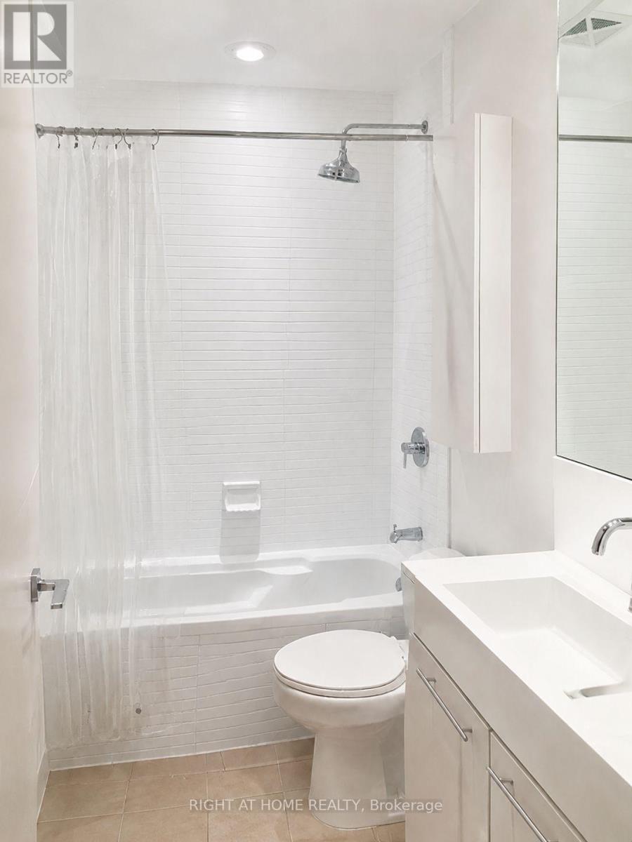 207 - 66 Portland Street, Toronto, Ontario  M5V 2M6 - Photo 16 - C13807718