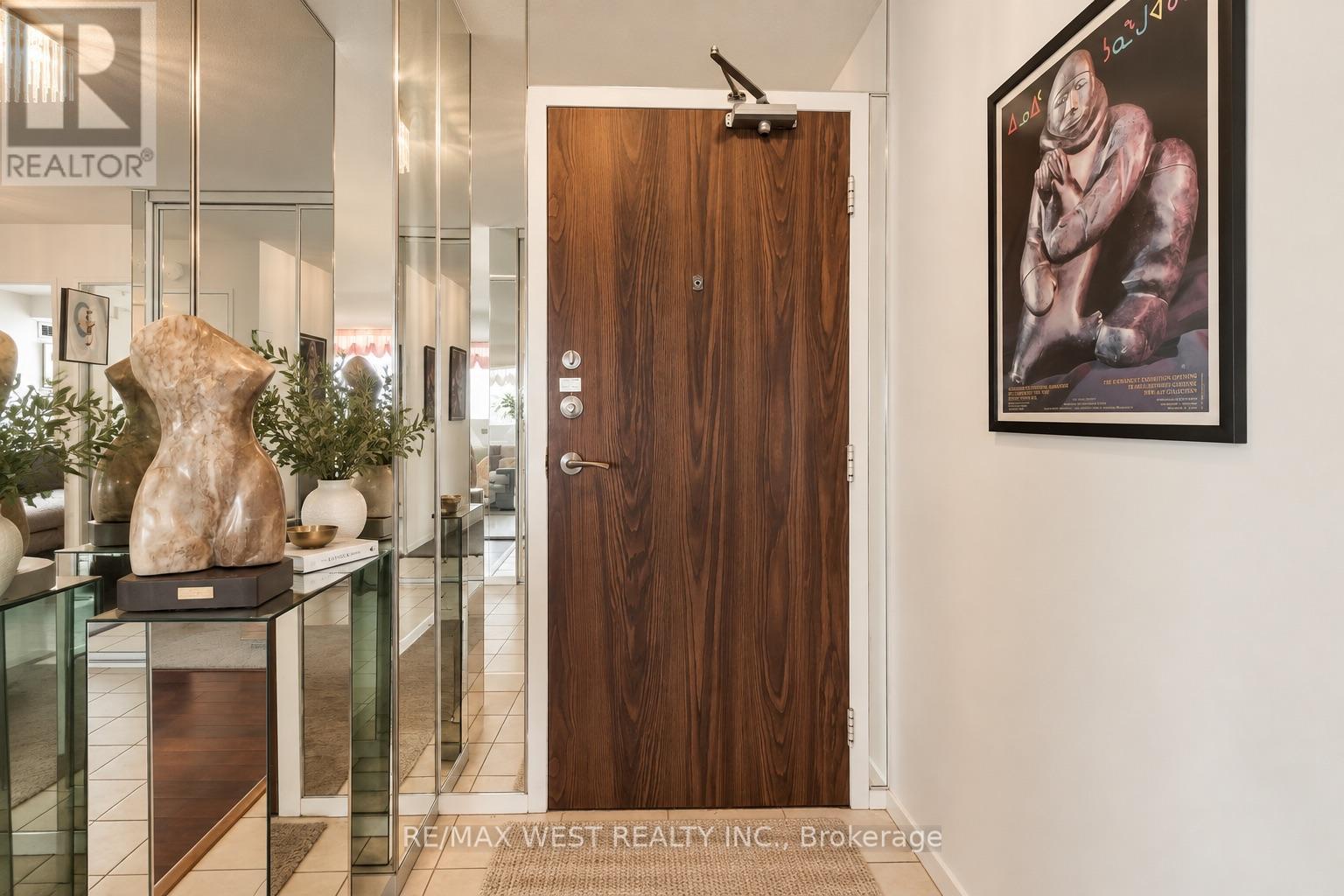 2702 - 80 Antibes Drive, Toronto, Ontario  M2R 3N5 - Photo 2 - C13807722