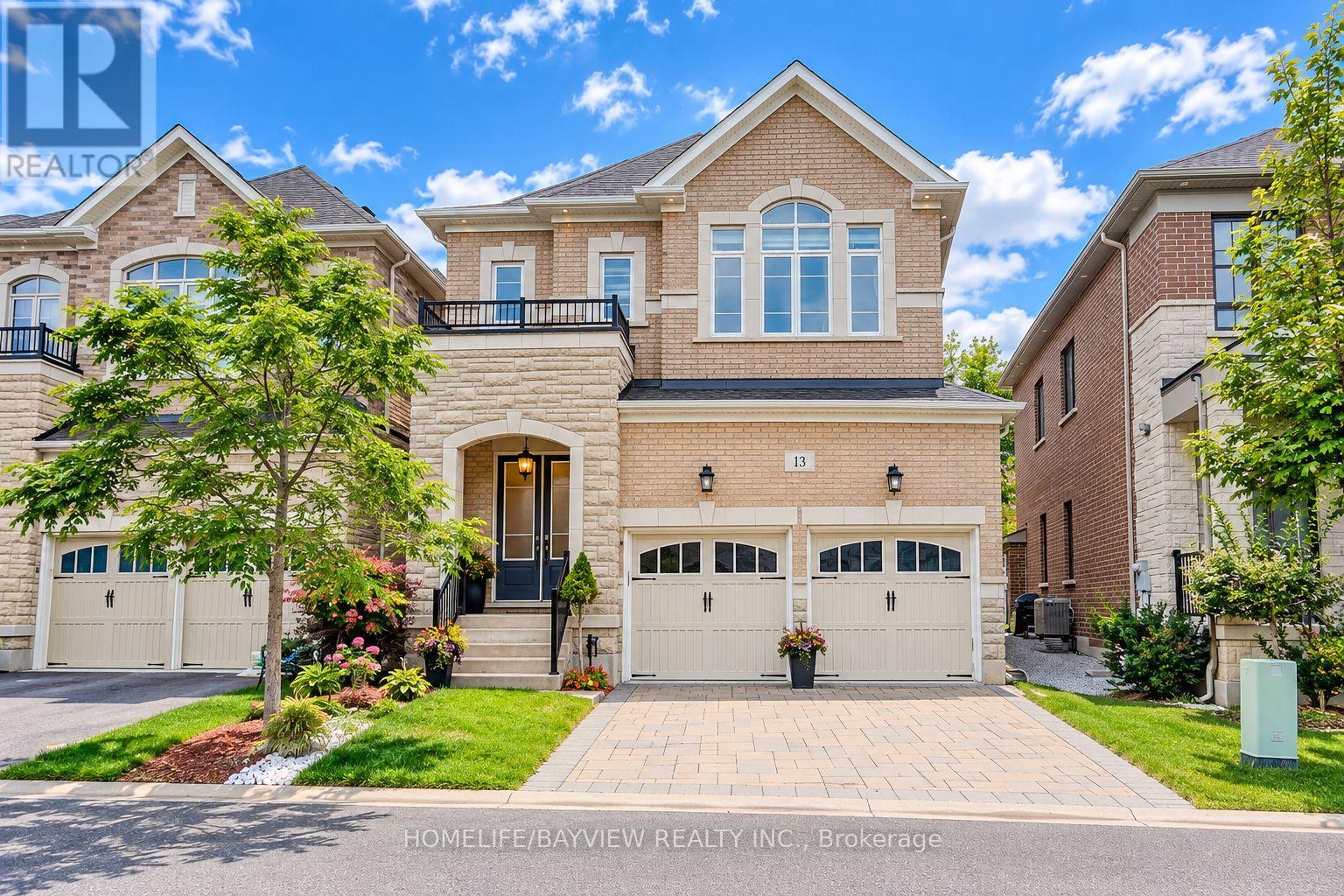 13 COTTONWOOD HOLLOW COURT, Aurora, Ontario