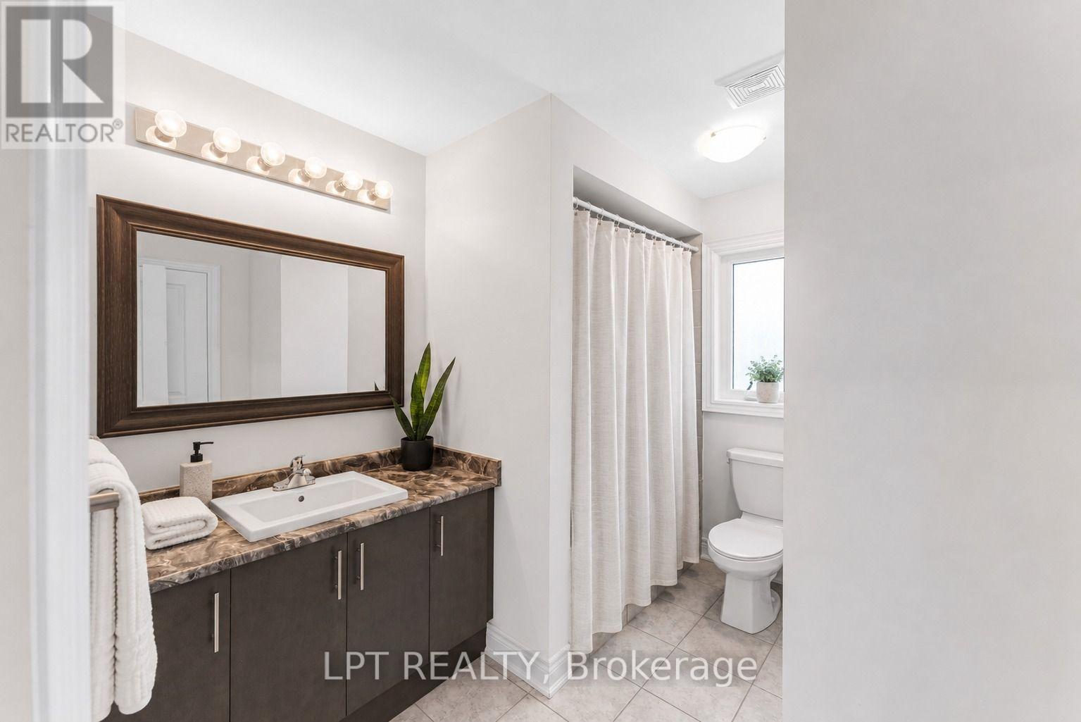 33 Mondial Crescent, East Gwillimbury (Queensville), Ontario  L9N 0S1 - Photo 17 - N13807712