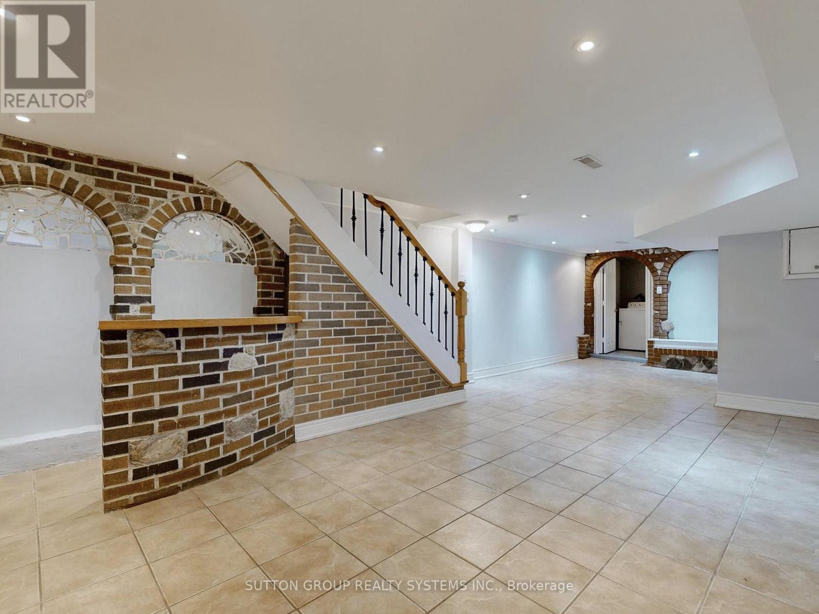35 Day Avenue, Toronto, Ontario  M6E 3V7 - Photo 17 - W13807702