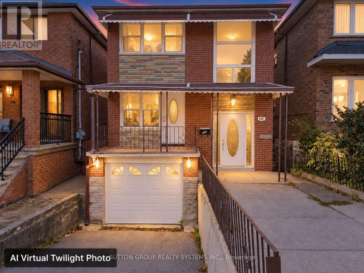 142 ENNERDALE ROAD, Toronto, Ontario
