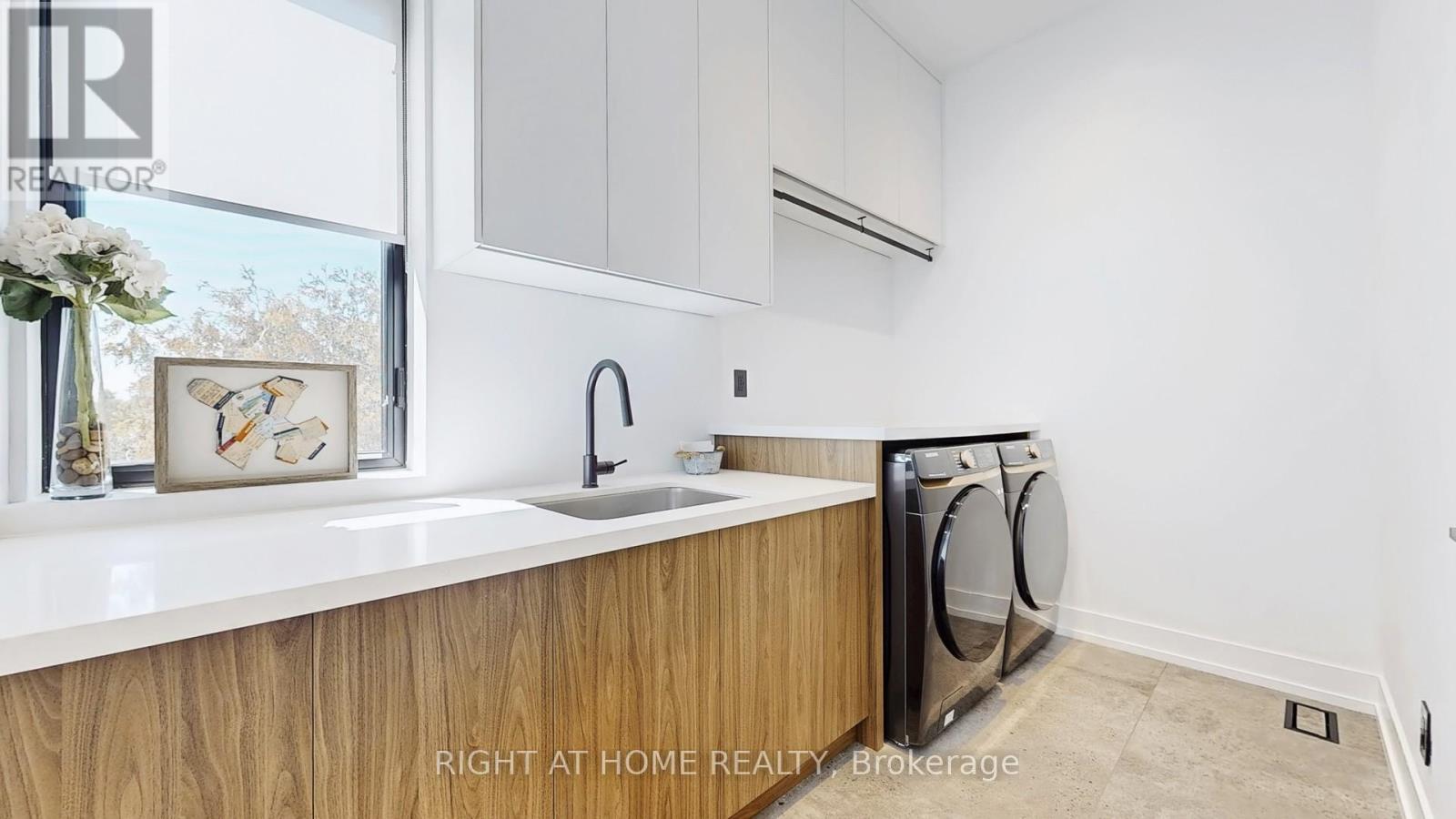 845 Seventh Street, Mississauga (Lakeview), Ontario  L5E 1N9 - Photo 10 - W13807714