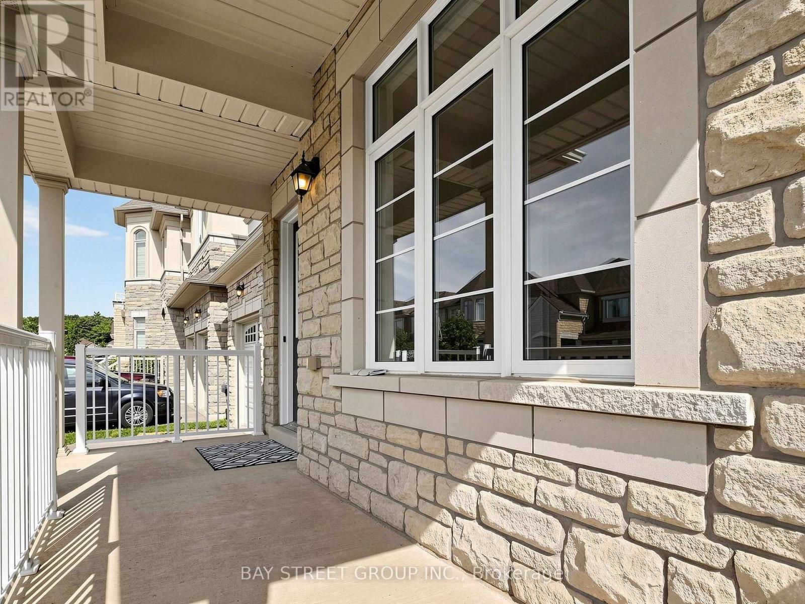 3175 William Rose Way, Oakville, Ontario  L6H 0T3 - Photo 2 - W13807720