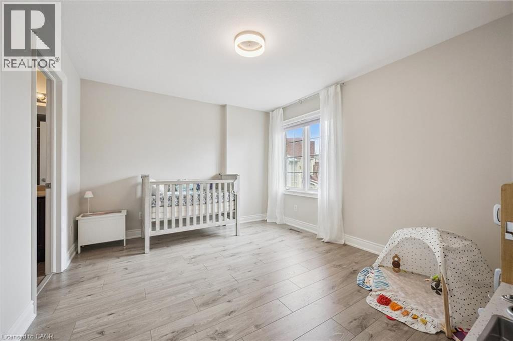 517 Topper Woods Crescent, Kitchener, Ontario  N2P 2Y4 - Photo 32 - 40863427