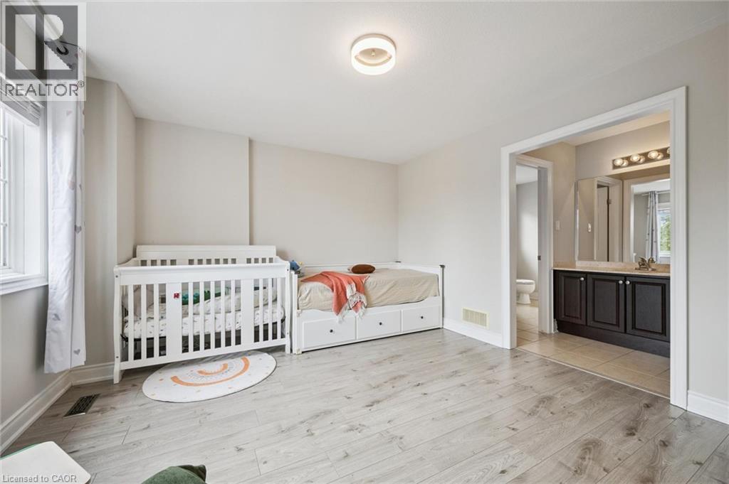 517 Topper Woods Crescent, Kitchener, Ontario  N2P 2Y4 - Photo 33 - 40863427